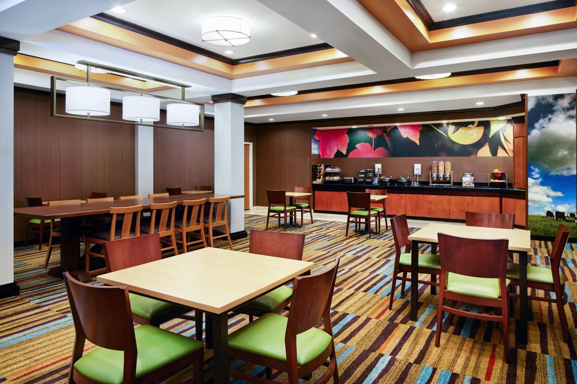 Fairfield Inn And Suites By Marriott Plainville Exteriér fotografie