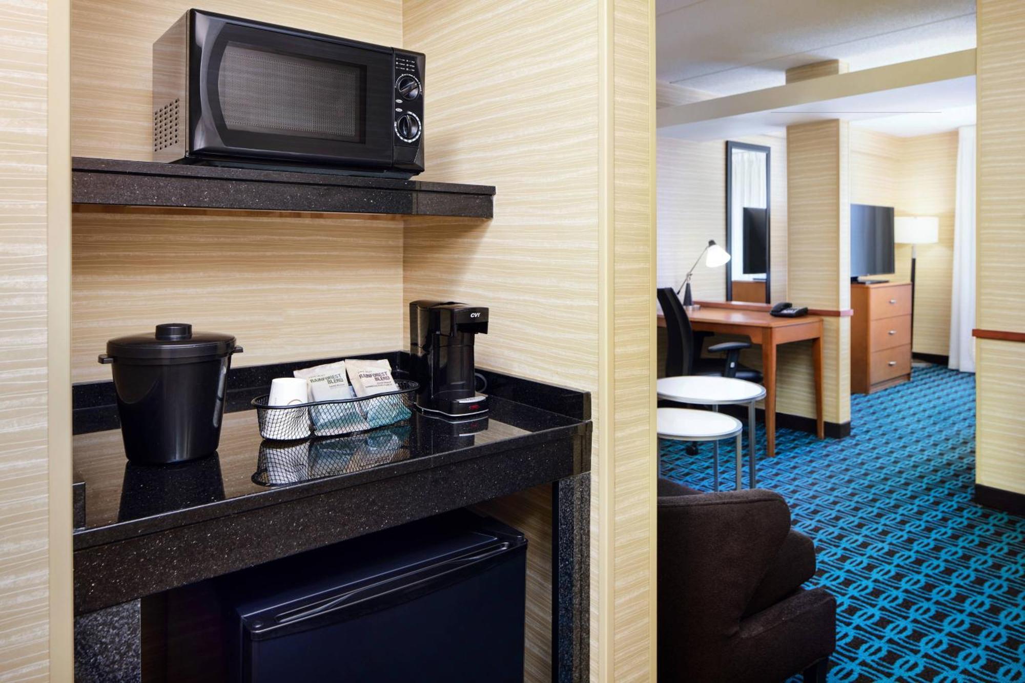 Fairfield Inn And Suites By Marriott Plainville Exteriér fotografie